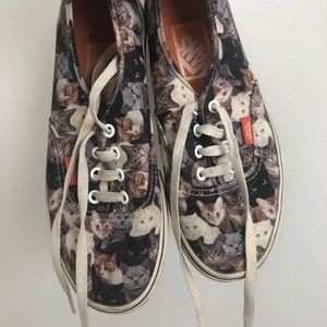 Cat Vans, Women’s Size 7